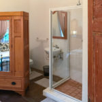 hh820_accommodation_en_suite_shower_